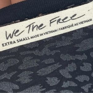 Free People Women's Cheetah-Print TEDDY BOXY Short Sleeve T-Shirt large NWT